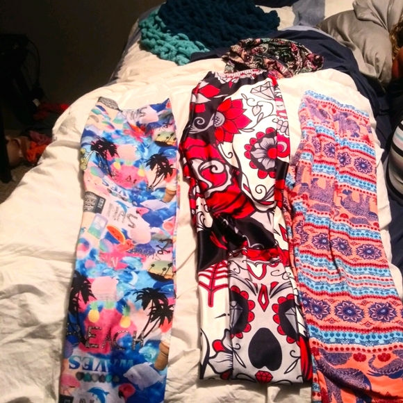 No Boundaries Pants - 3 pairs of leggings